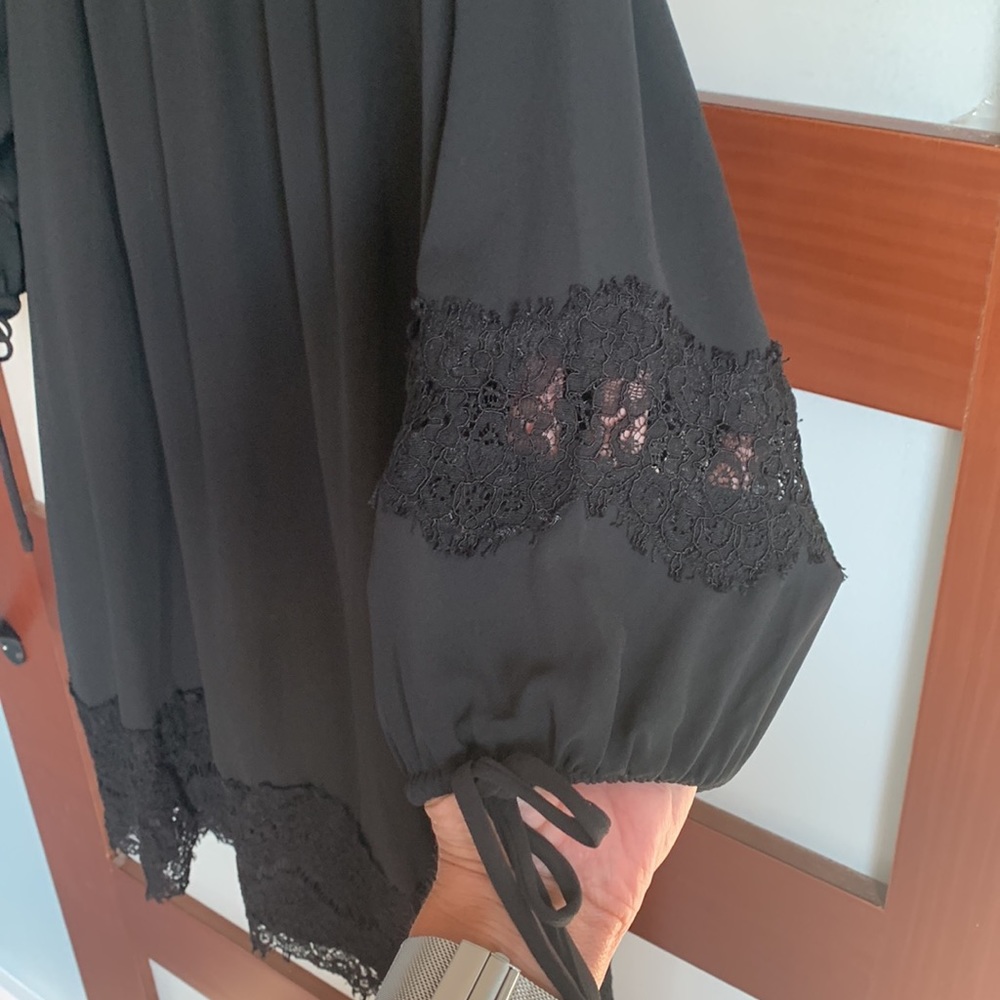 Dress - Picture 2 of 4